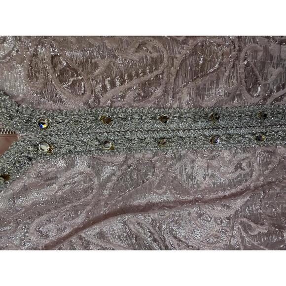 60s Vintage Elegant Sleeveless Women's Cocktail Dress with Beaded Trim - Picture 6 of 9